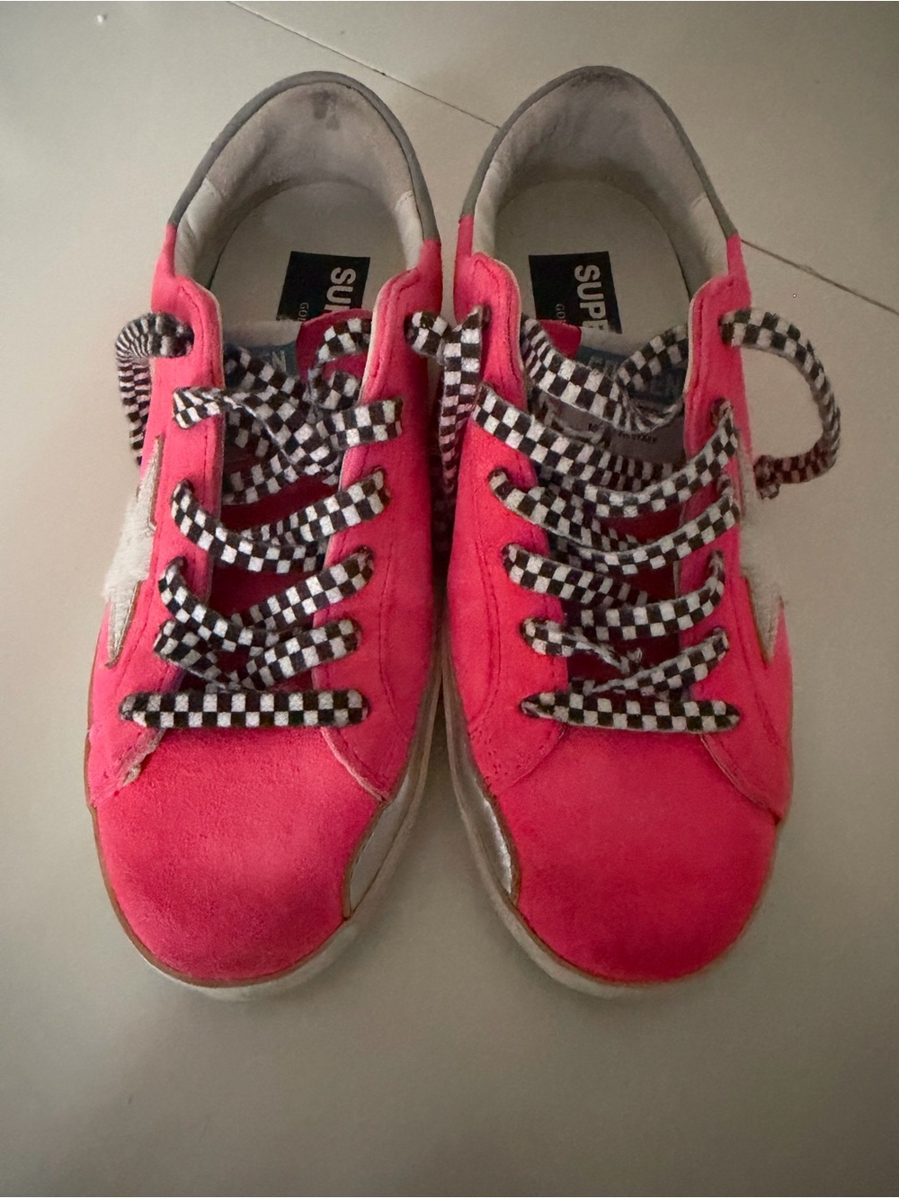 Golden Goose Hot Pink Suede Low-Top Sneakers with Grey Heel Tab - Picture 2 of 10